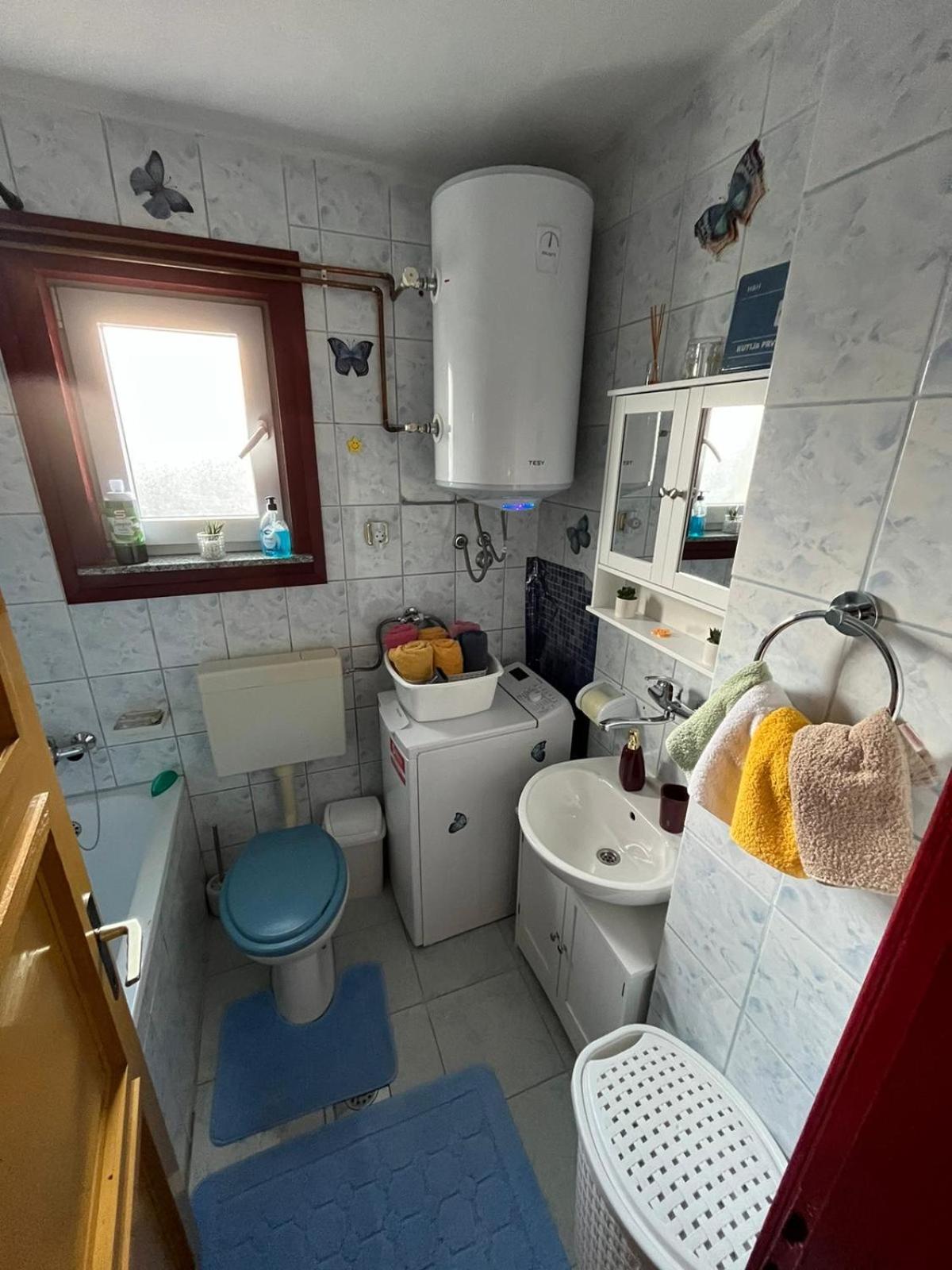 Apartman Josip กอสปิช ภายนอก รูปภาพ