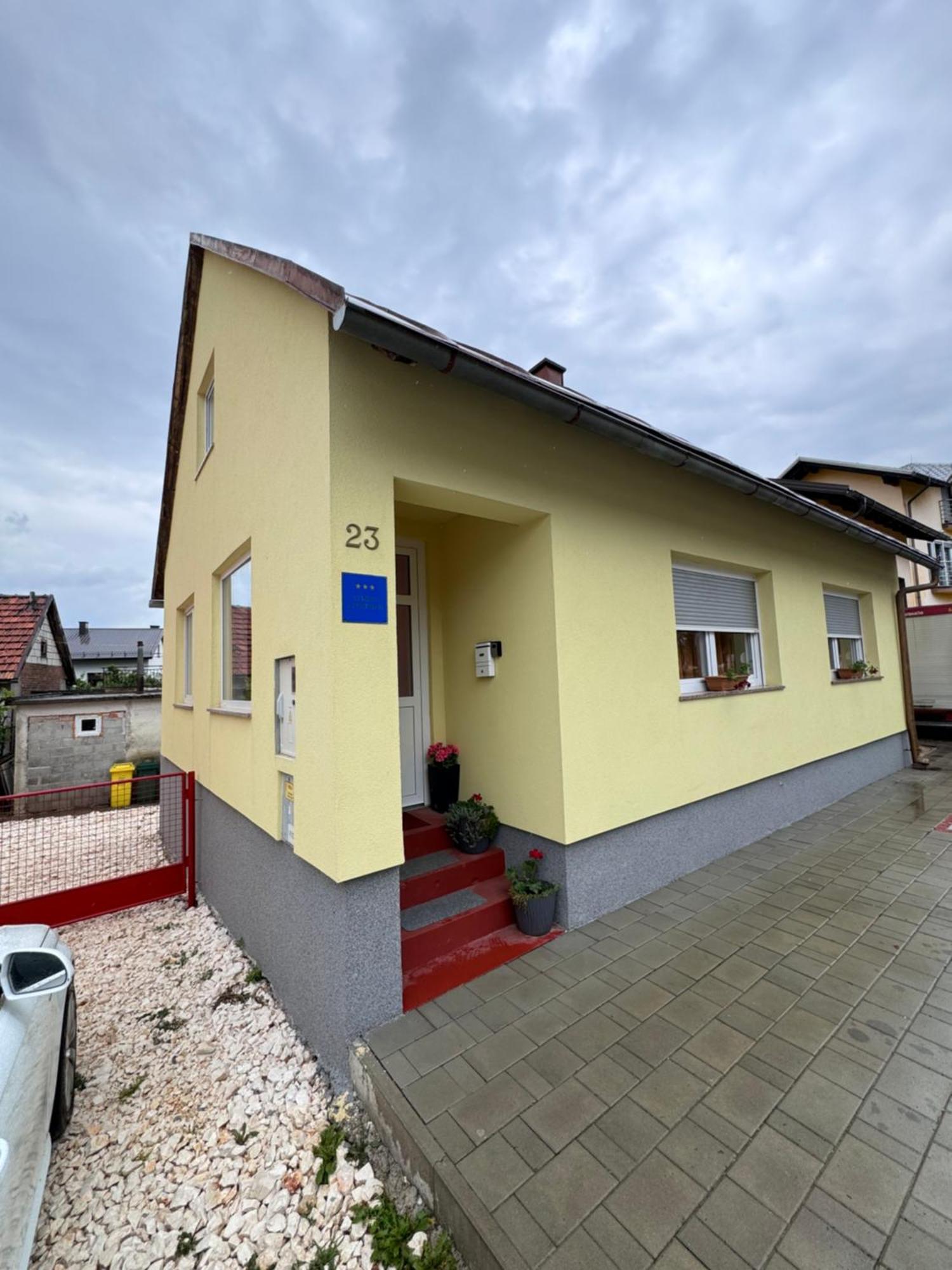 Apartman Josip กอสปิช ภายนอก รูปภาพ