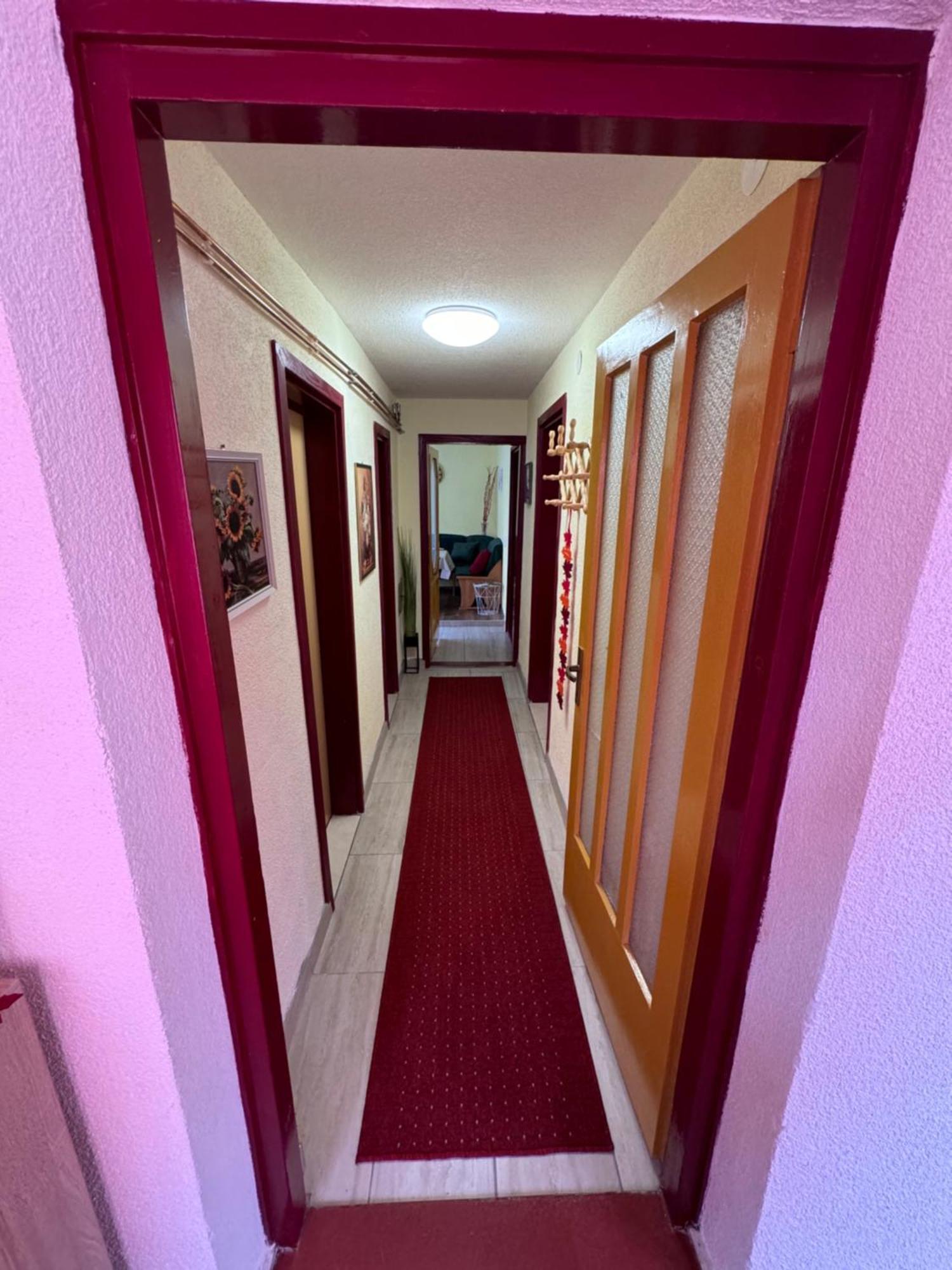 Apartman Josip กอสปิช ภายนอก รูปภาพ