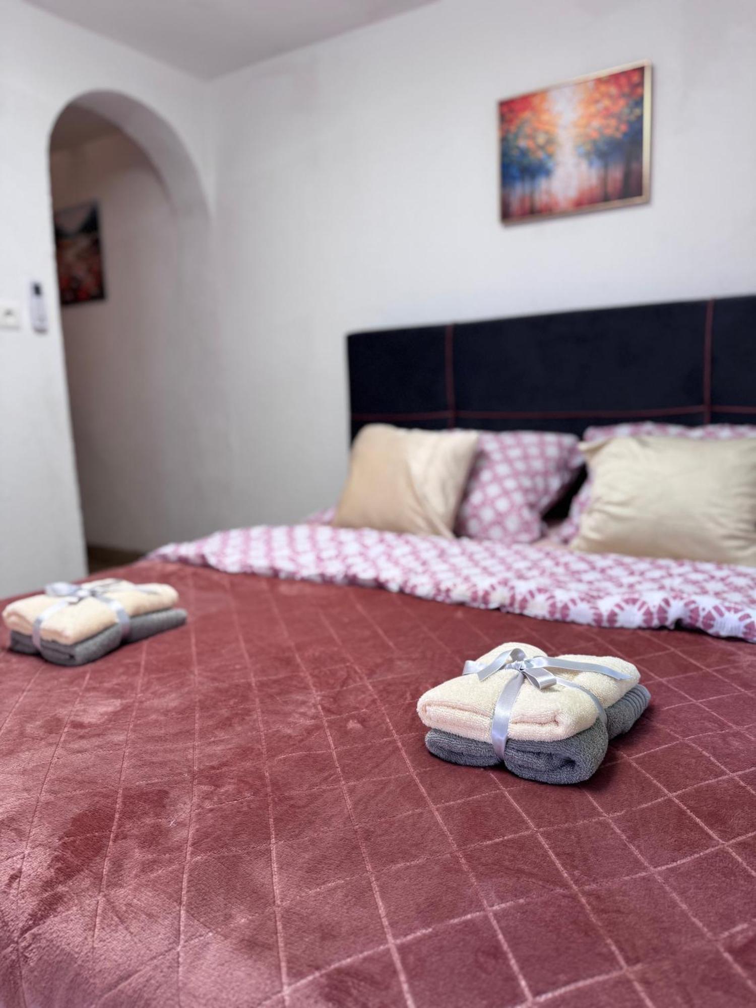 Apartman Josip กอสปิช ภายนอก รูปภาพ